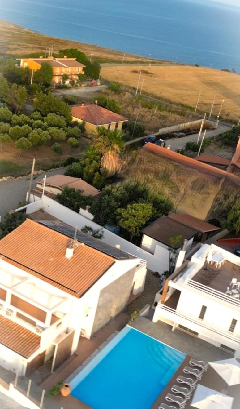 Itanco Resort Crotone Exterior photo